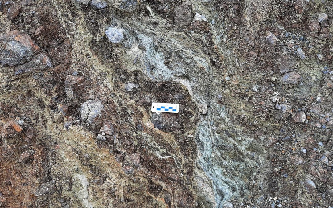 Serpentinite Pulau Wasubonti