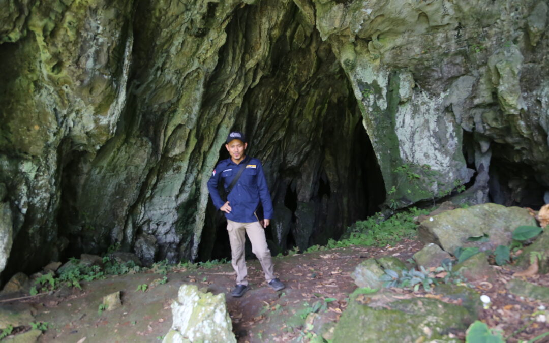 Gua Batu Putih